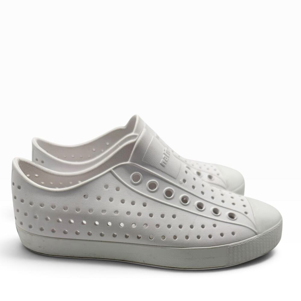 Native Jefferson Slip On Sneakers White Women’s Size 8 Rubber Slip On Comfort